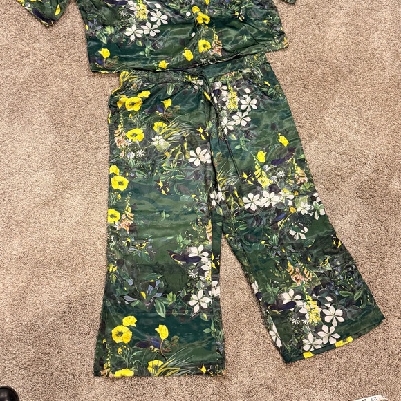 Ted Baker Green Floral Pajama Set - Picture 3 of 11